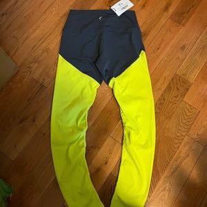 Zyia legging size 6-8